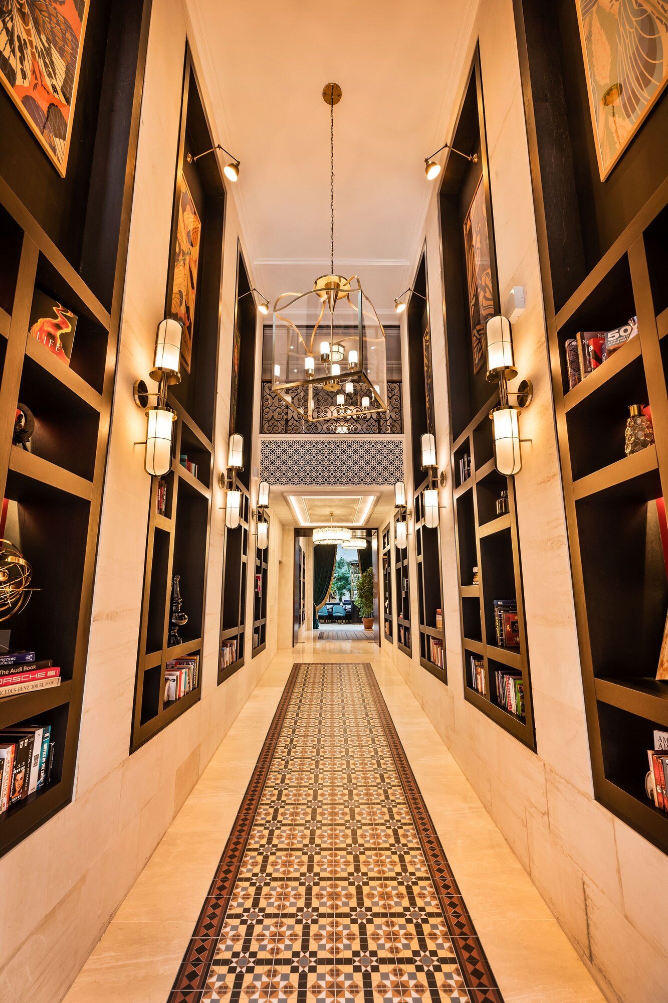 The Merchant Baku, vibe