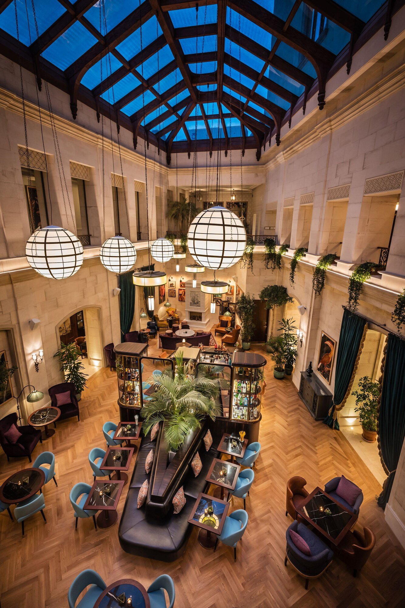 The Merchant Baku, eat & drink