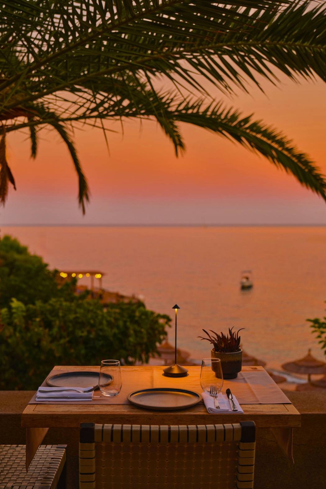 Minos Palace Hotel & Suites