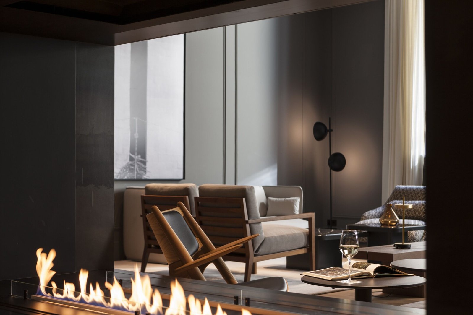 Kozmo Hotel Suites & Spa, vibe