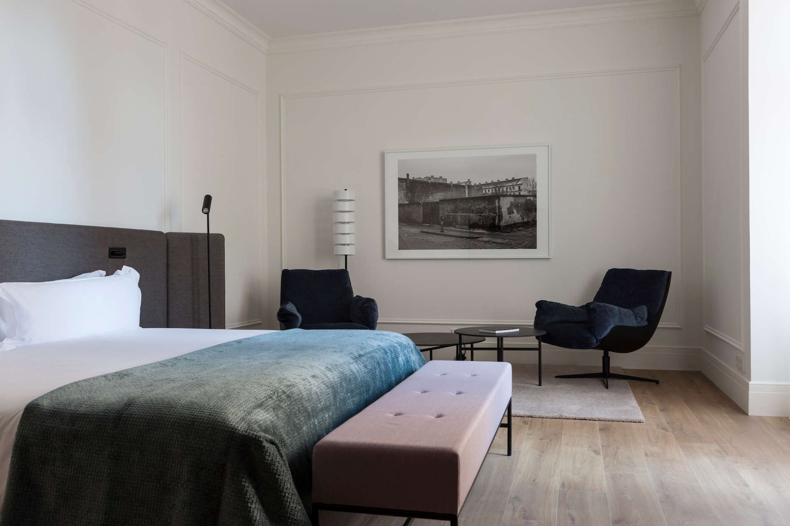 Kozmo Hotel Suites & Spa, rooms