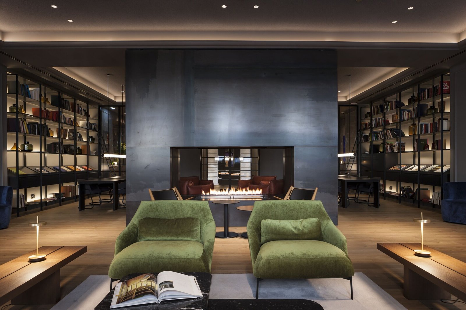 Kozmo Hotel Suites & Spa