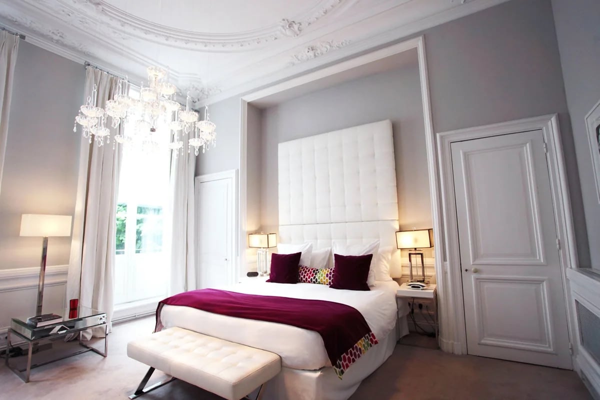 Clarance Hotel, rooms