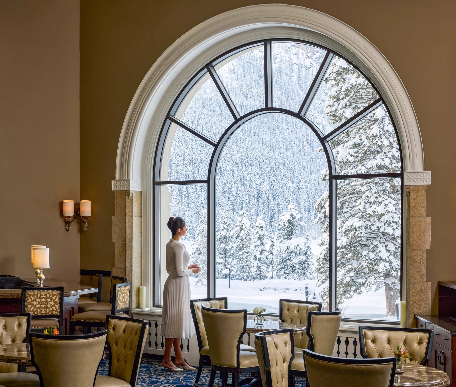Fairmont Chateau Lake Louise, lakeview lounge