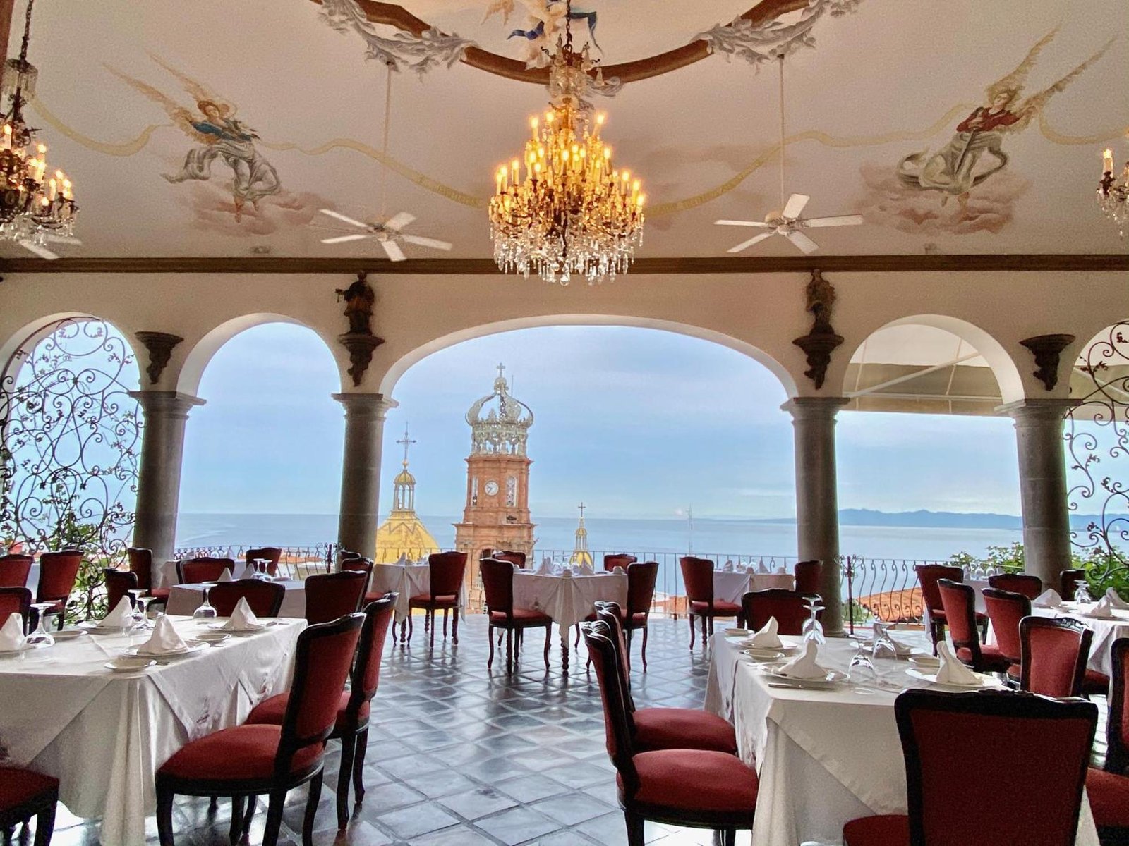 BellView Hotel Boutique, eat & drink