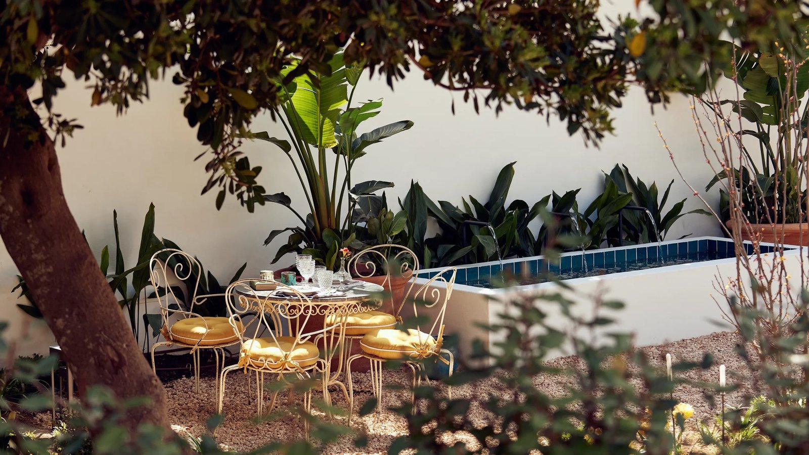 Cristine Bedfor Guest Houses Mahón, eat & drink