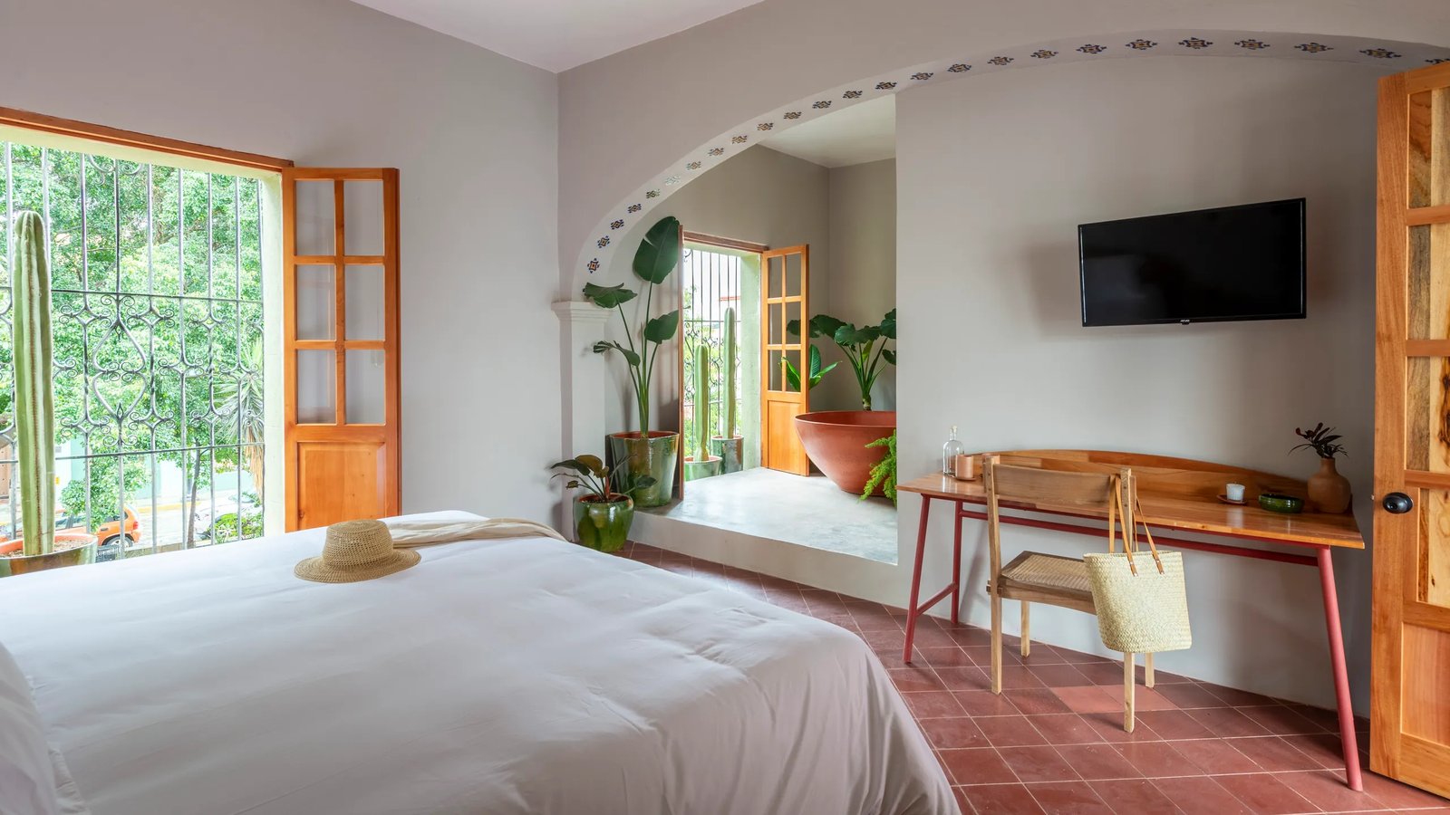 GRANA, rooms