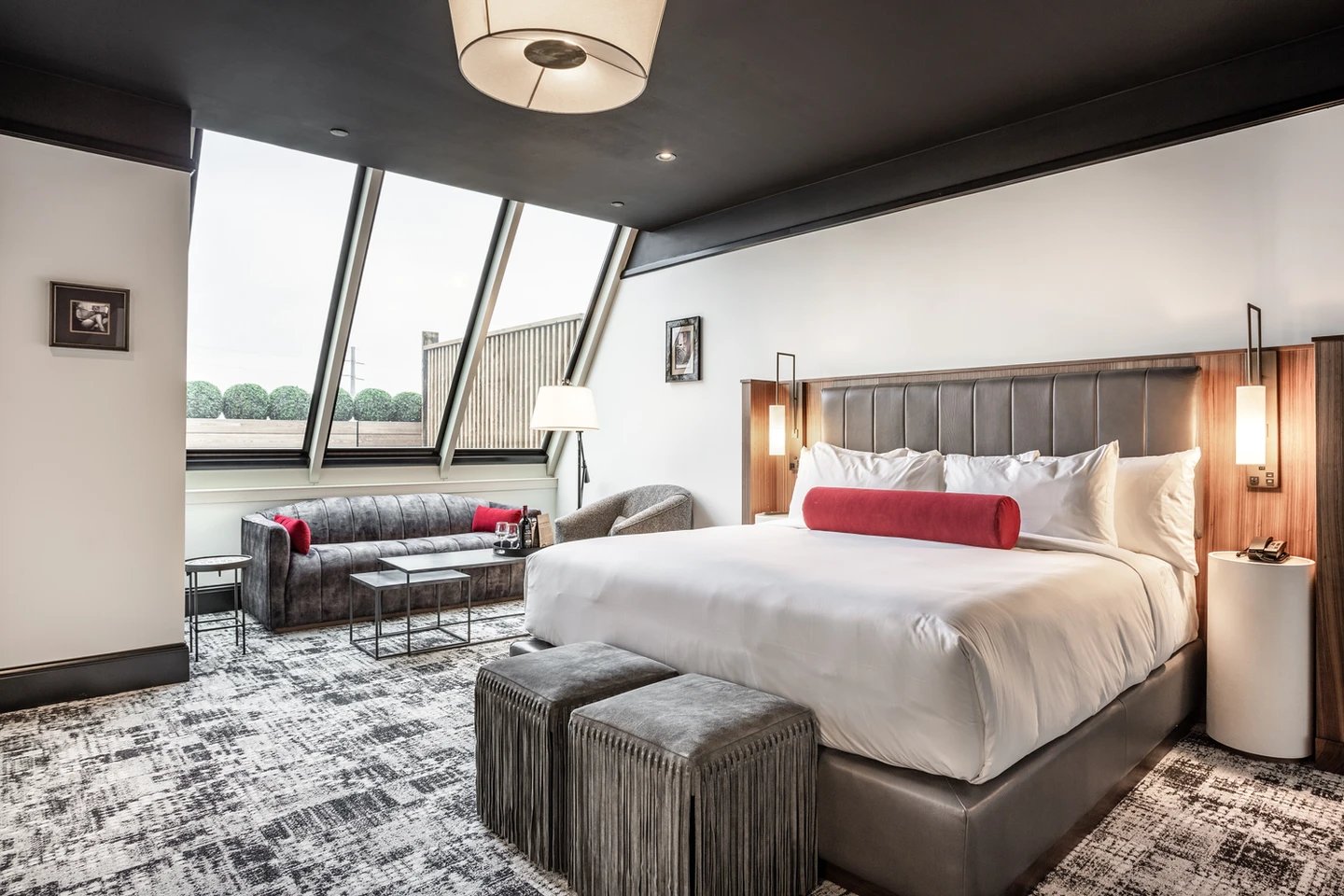 Bottleworks Hotel, rooms