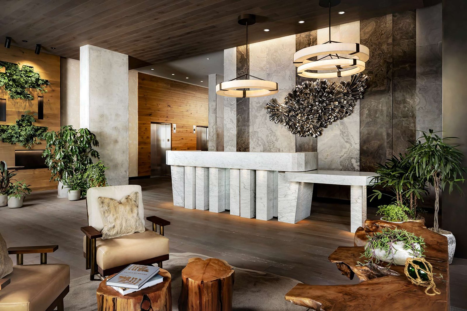 1 Hotel Toronto, vibe