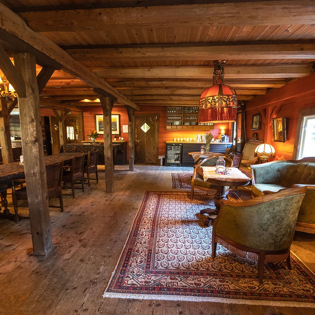 Juvet Landscape Hotel, the barn (fjøsen) restaurant & lounge