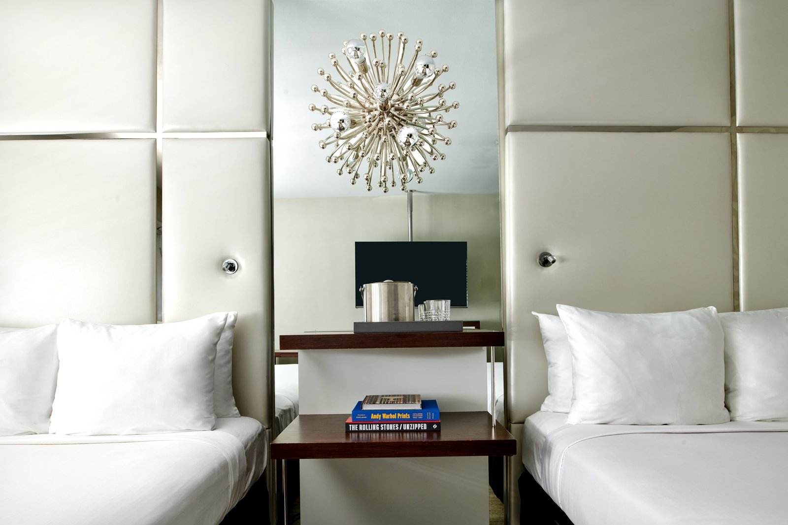 Hotel Ziggy West Hollywood — rooms