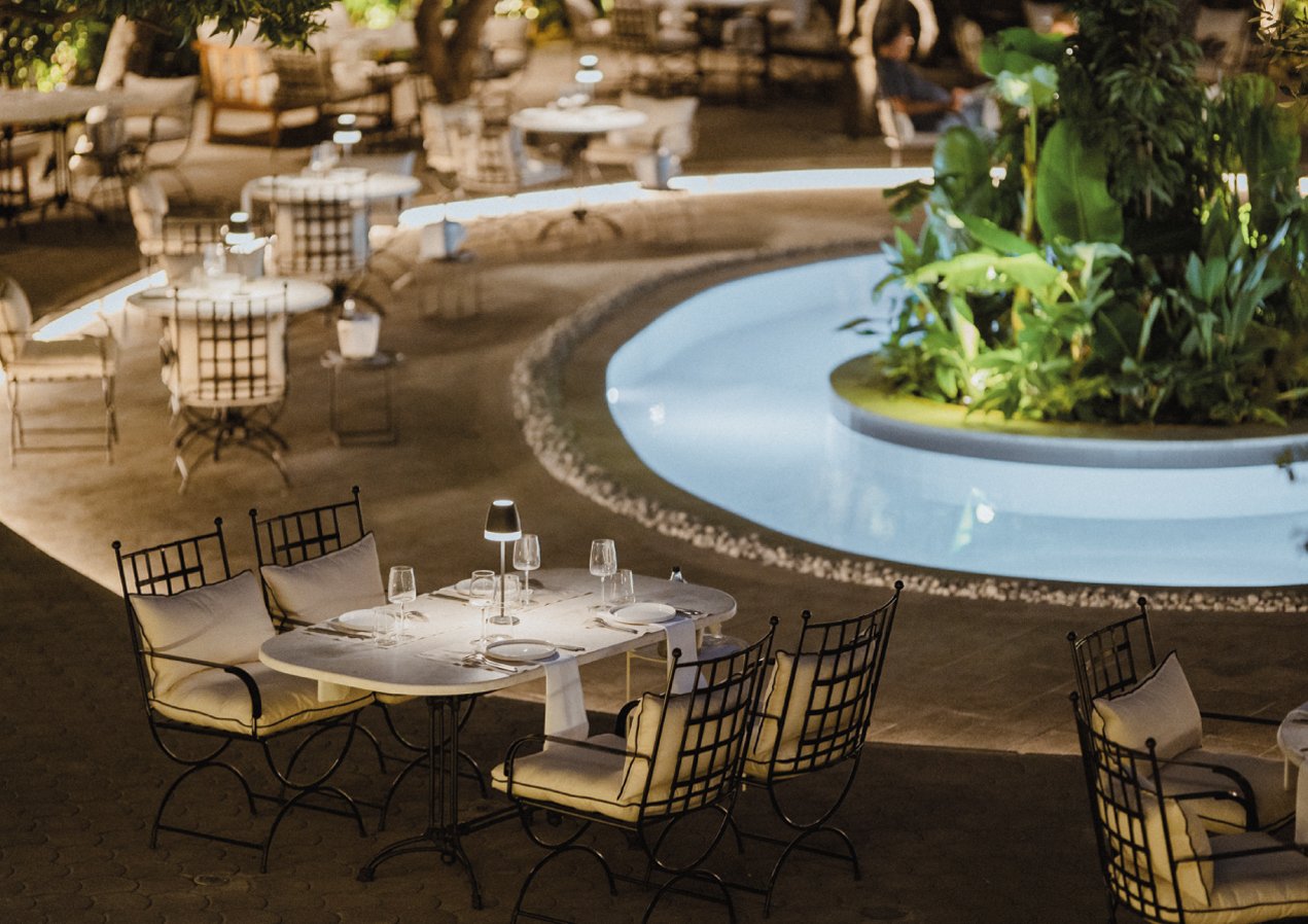The Bold Type Hotel, eat & drink