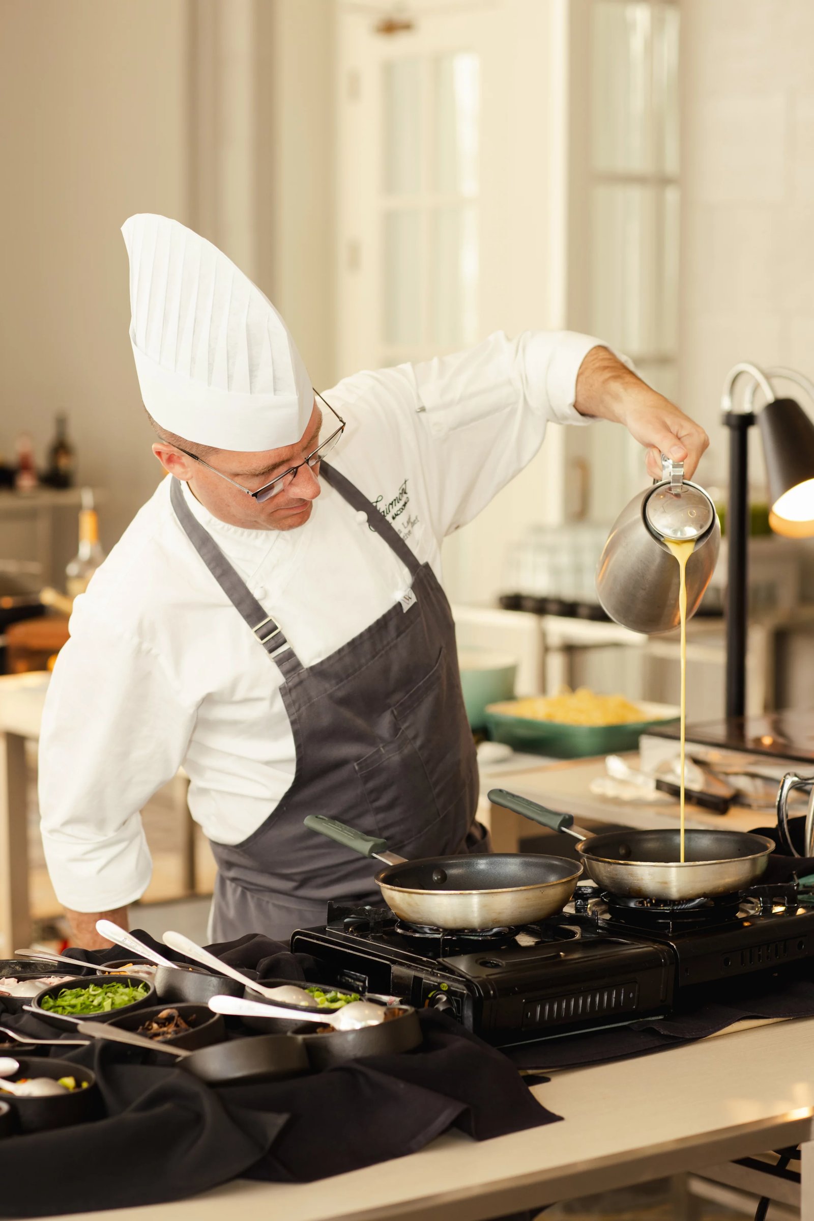 Fairmont Hotel Macdonald, eat & drink
