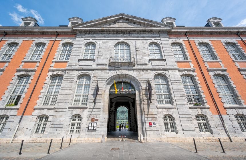 Royal Hainaut Spa & Resort Hotel, backstory