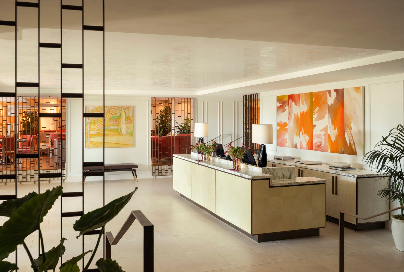 L'Ermitage Beverly Hills — vibe
