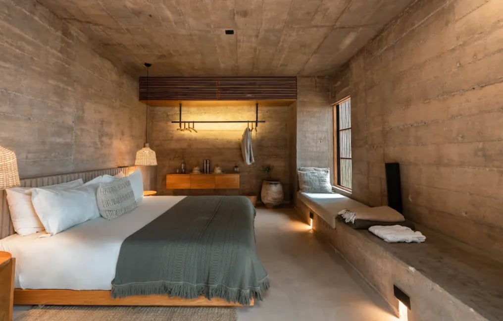 Paradero, rooms