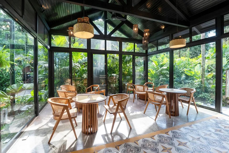 Hideaway Rio Celeste Hotel, eat & drink