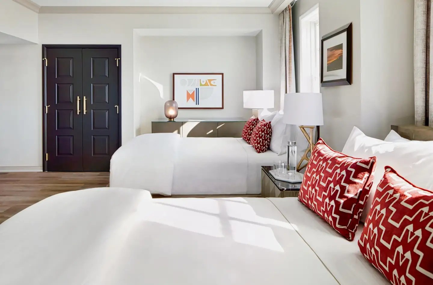 The Plaza Hotel Pioneer Park, rooms