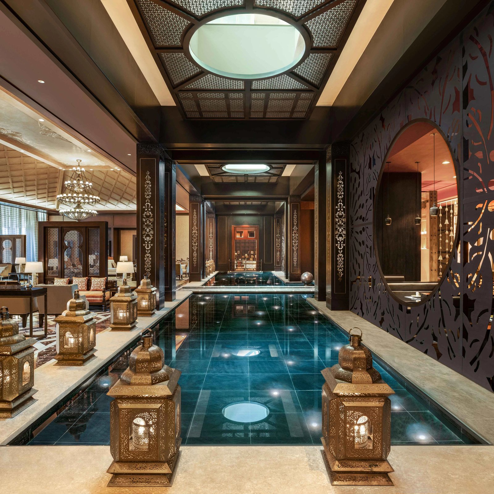 The St. Regis Cairo, vibe