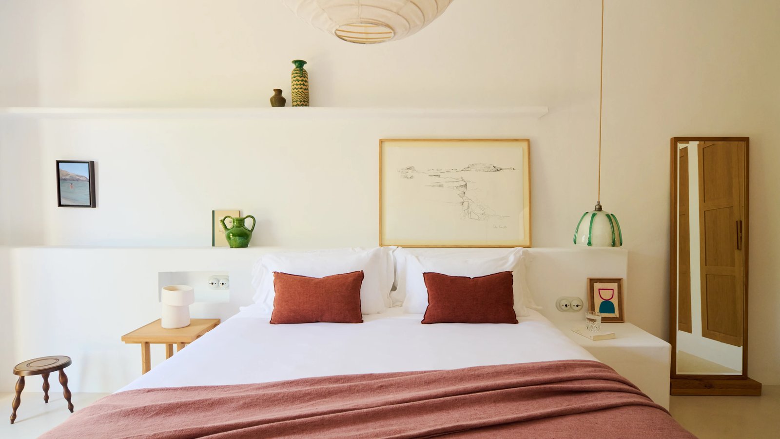 Petunia, rooms