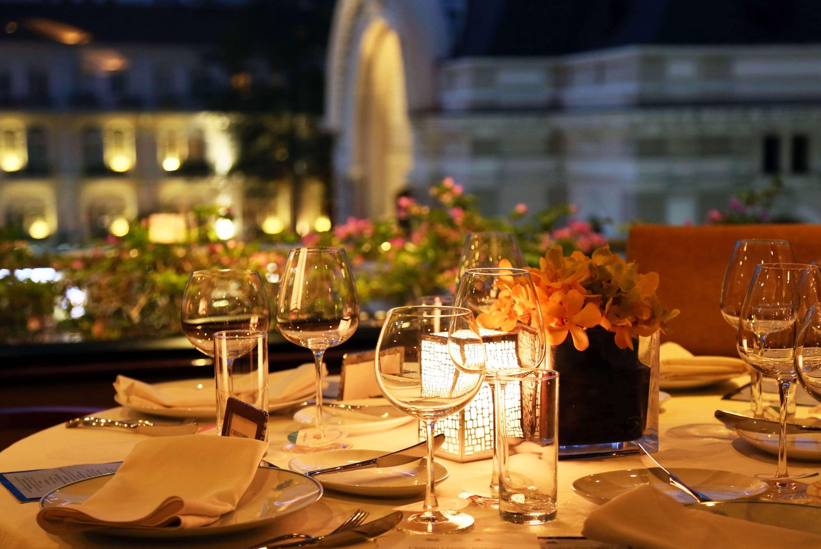 Caravelle Saigon — eat & drink