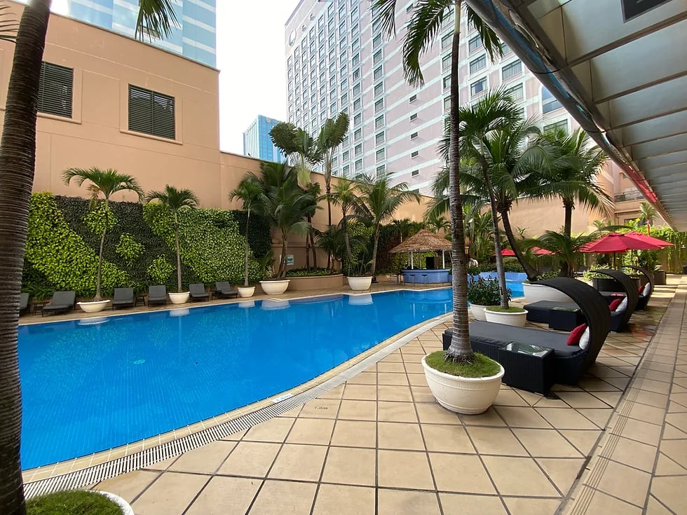 Caravelle Saigon, the pool
