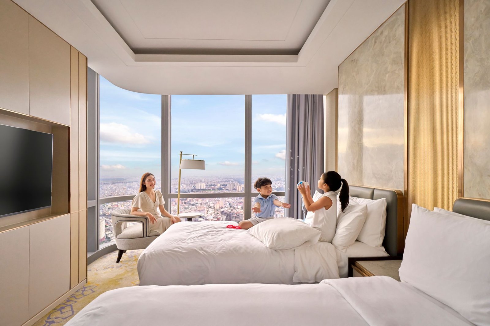 Vinpearl Landmark 81 Autograph Collection — vibe