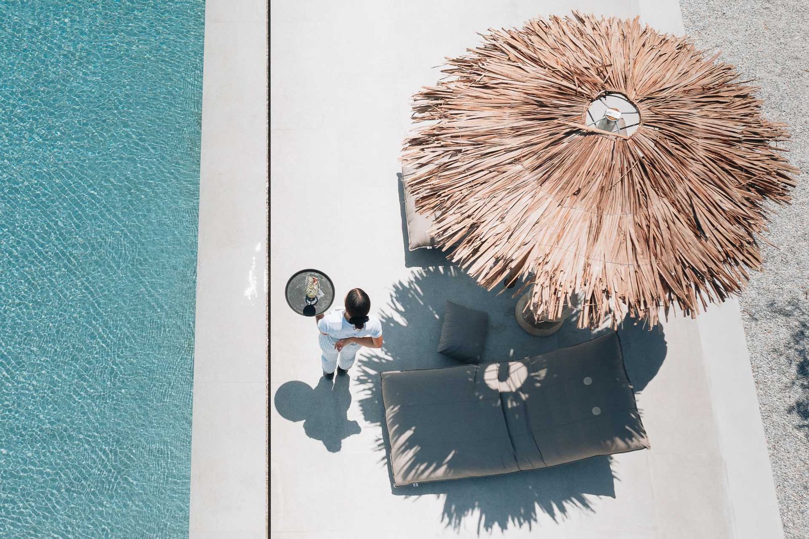 Cove Paros, vibe