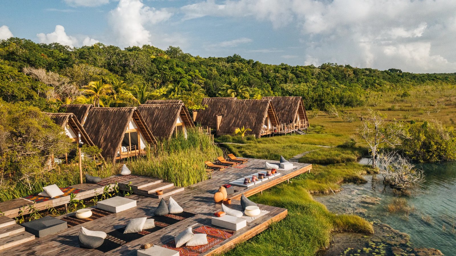 Our Habitas Bacalar, vibe