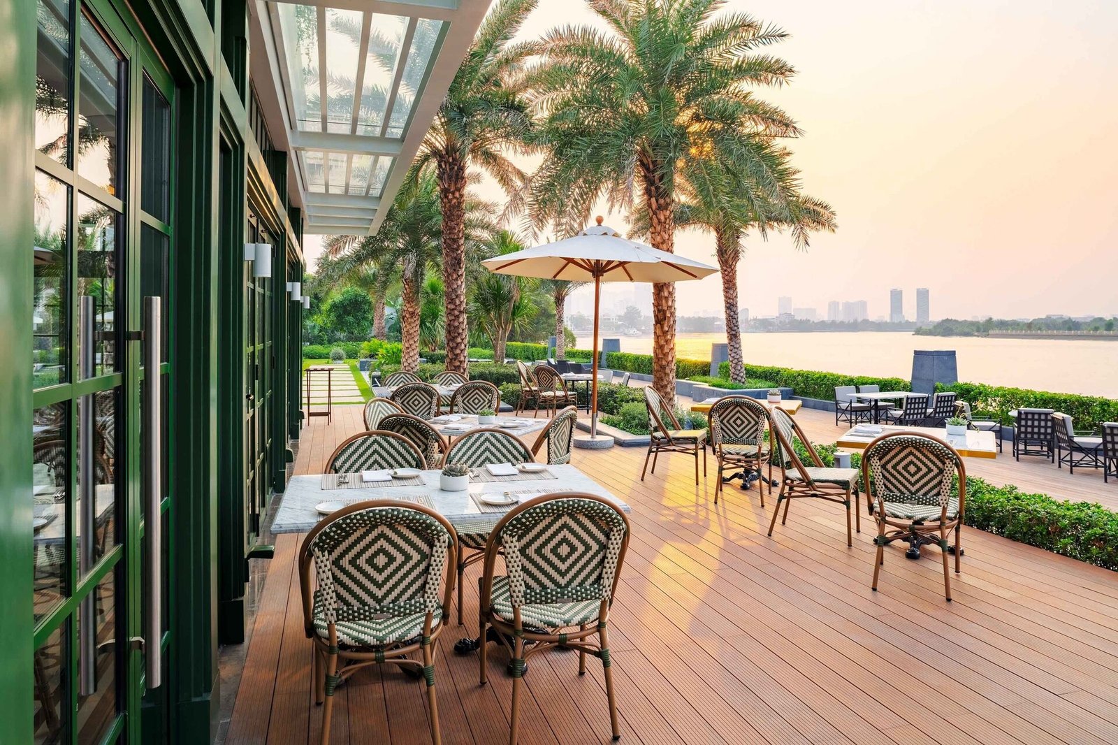 Mia Saigon Hotel — backstory