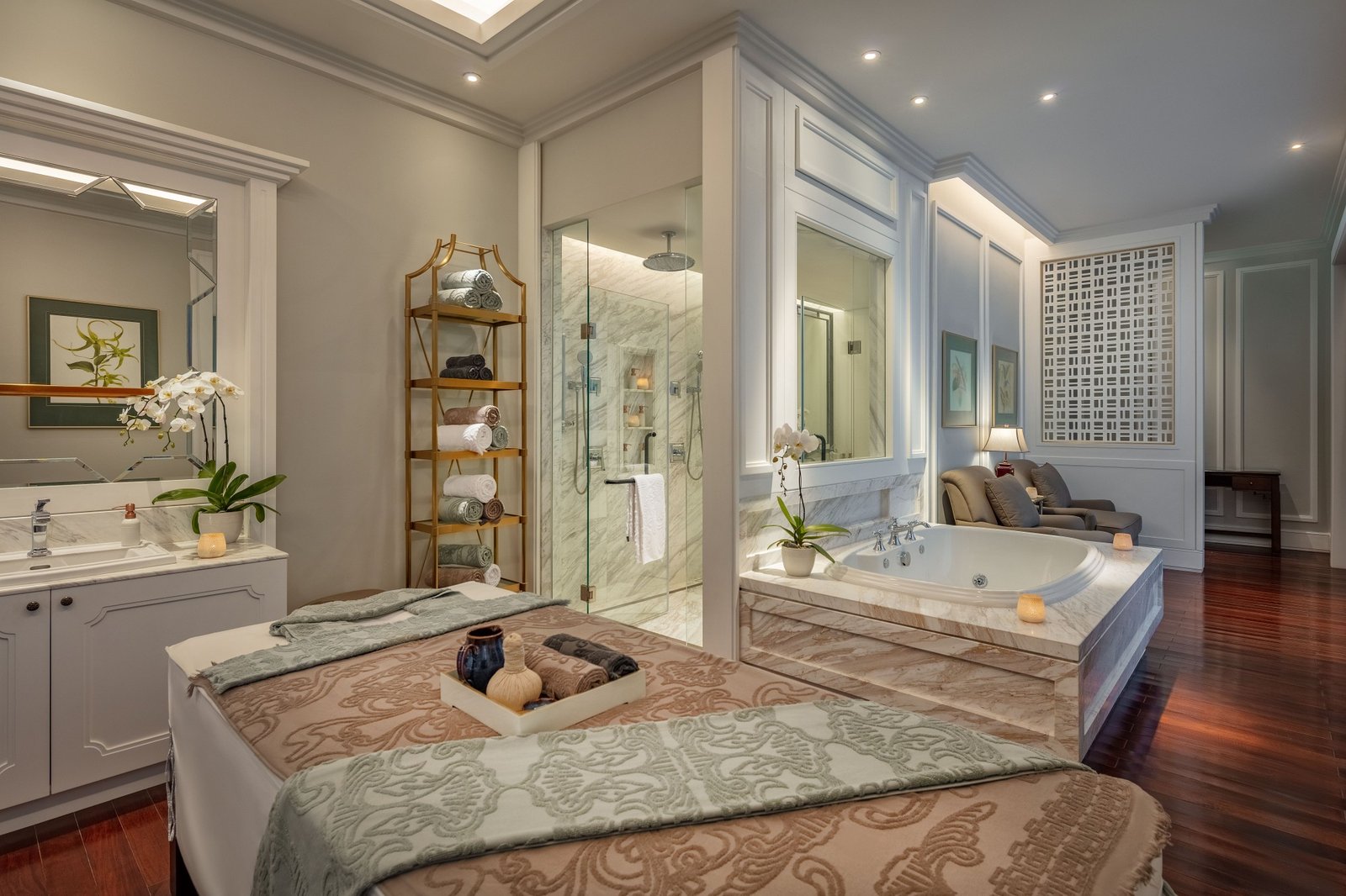 Mia Saigon Hotel — wellness