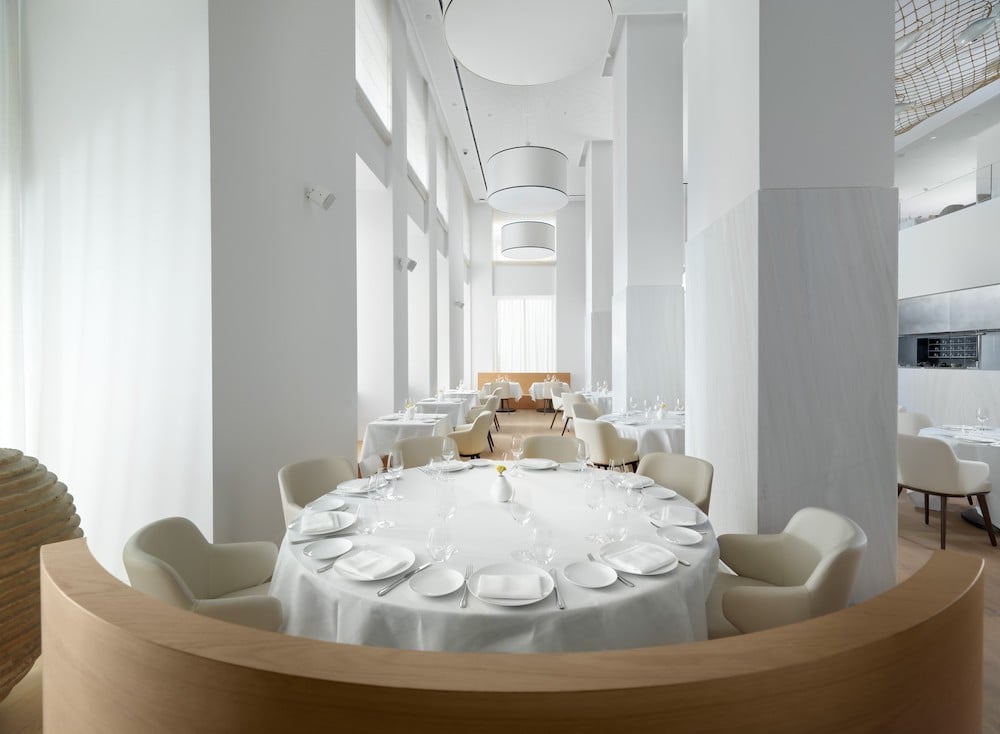 Xenodocheio Milos, eat & drink