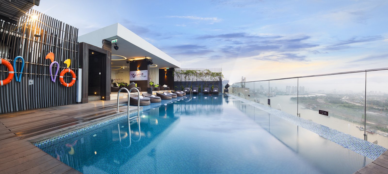 Liberty Central Saigon Riverside
