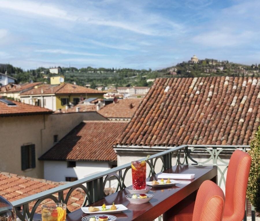 Vista Verona, eat & drink
