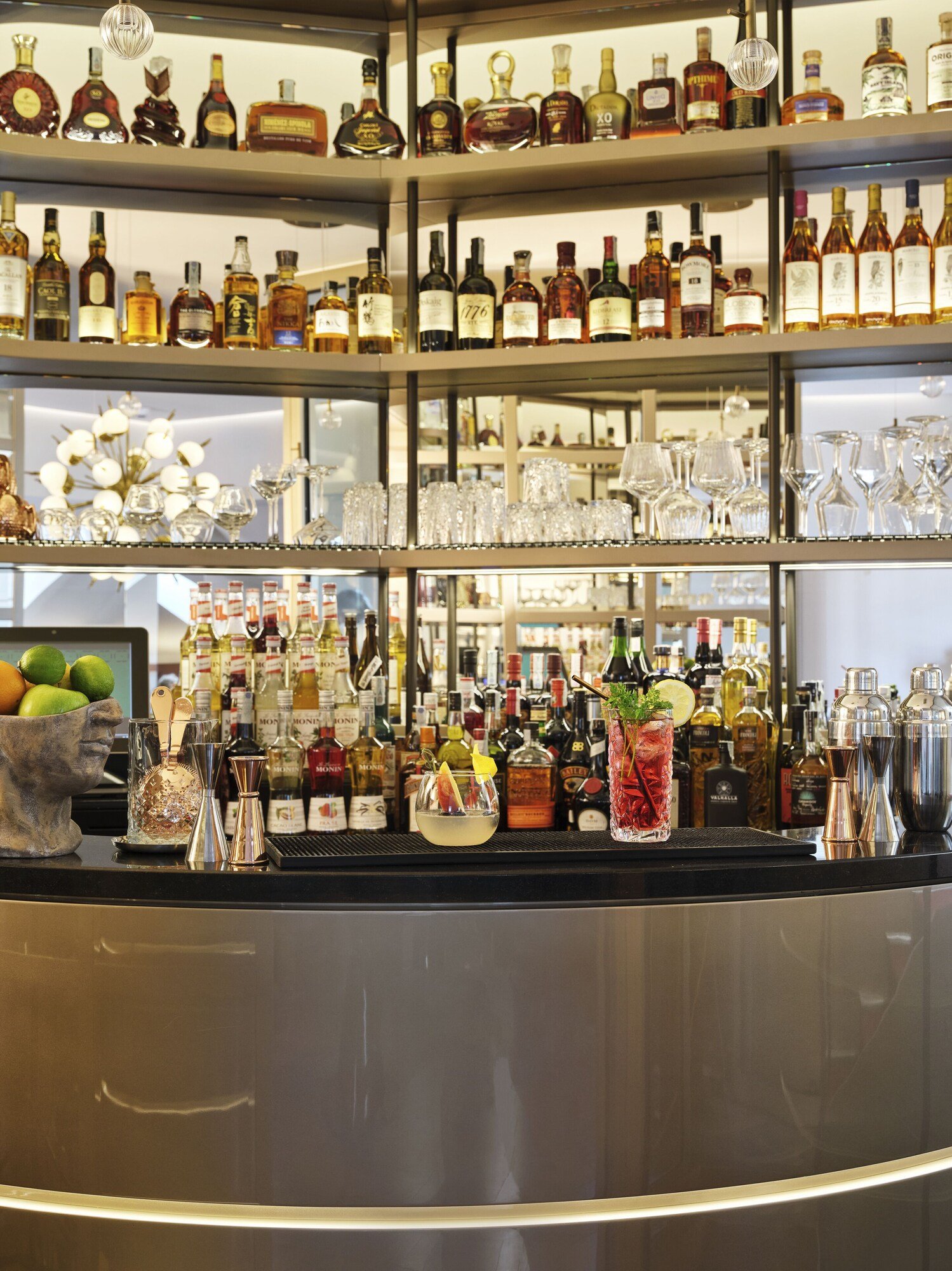 Vista Verona, eat & drink