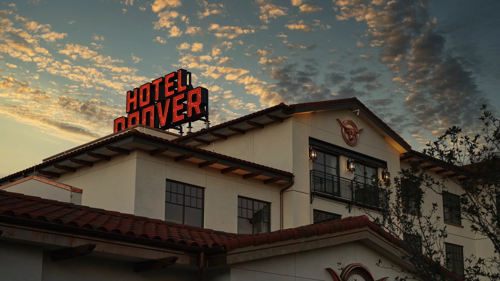 Hotel Drover, Autograph Collection, backstory