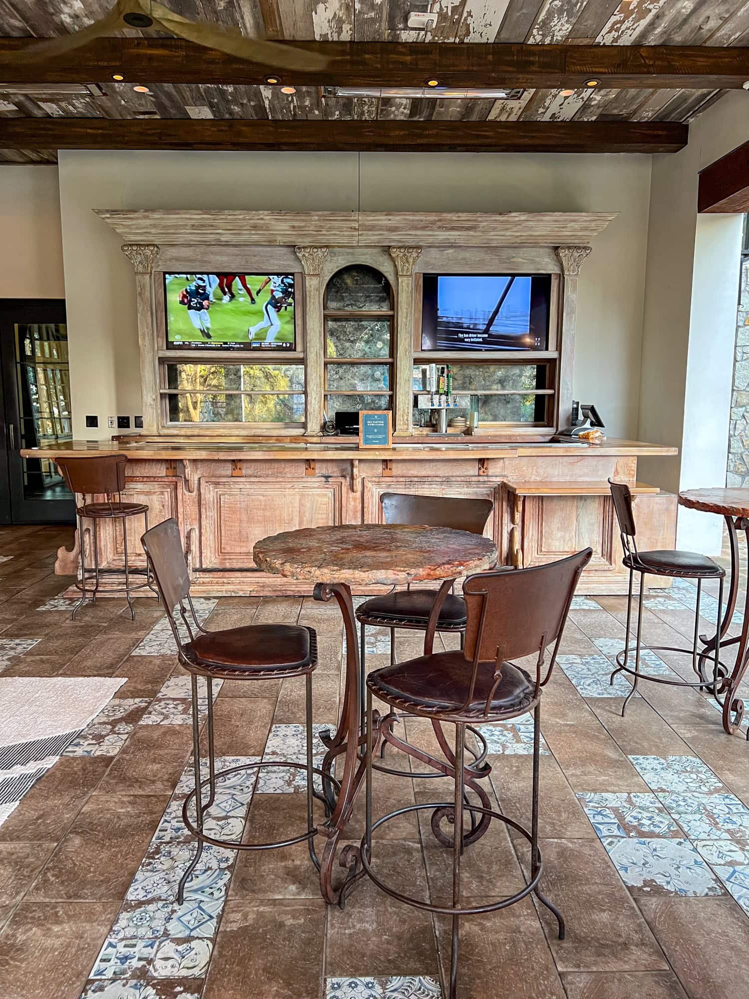 Hotel Drover, Autograph Collection, eat & drink