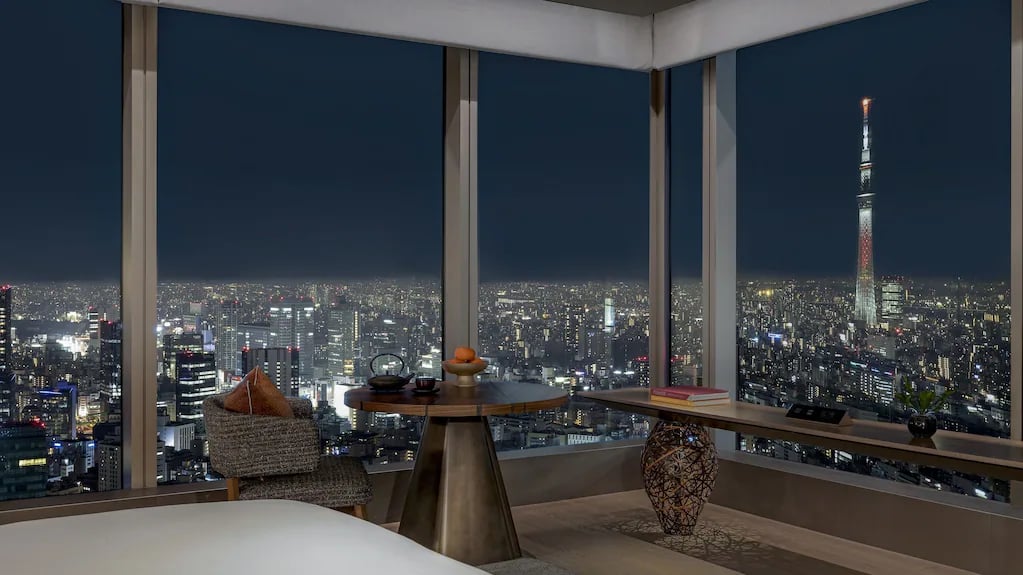Four Seasons Hotel Tokyo at Otemachi — rooms