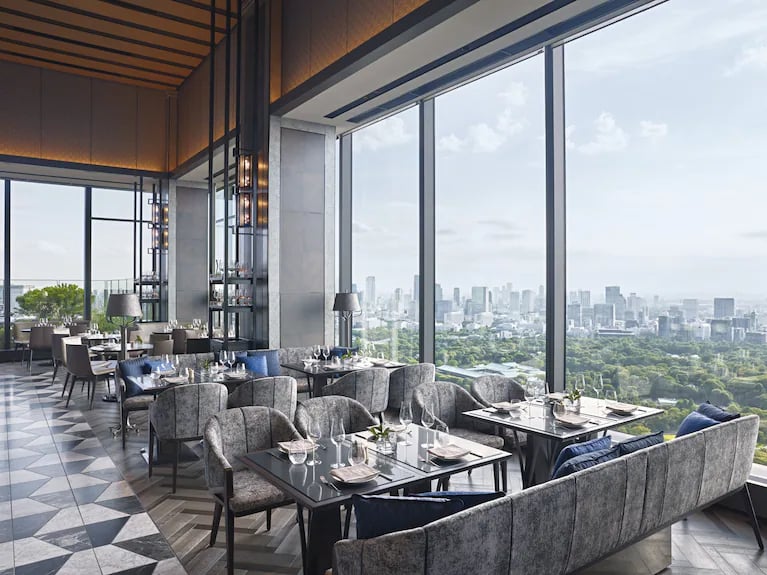 Four Seasons Hotel Tokyo at Otemachi — eat & drink