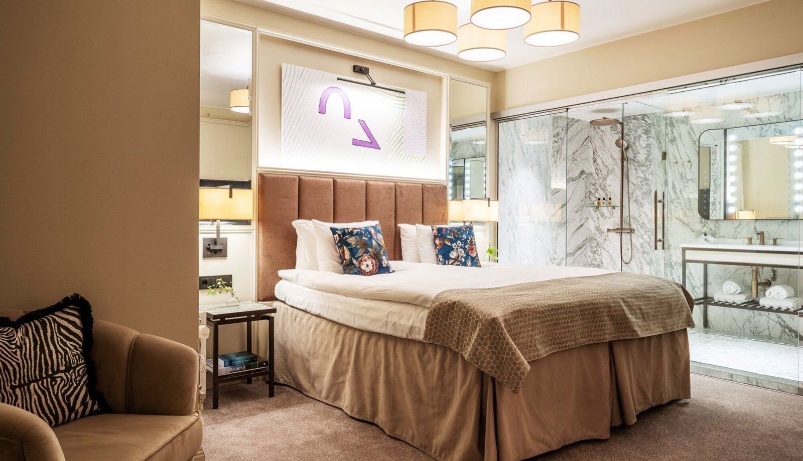 Bank Hotel, rooms