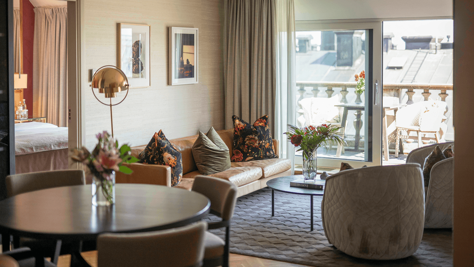 Bank Hotel, rooms