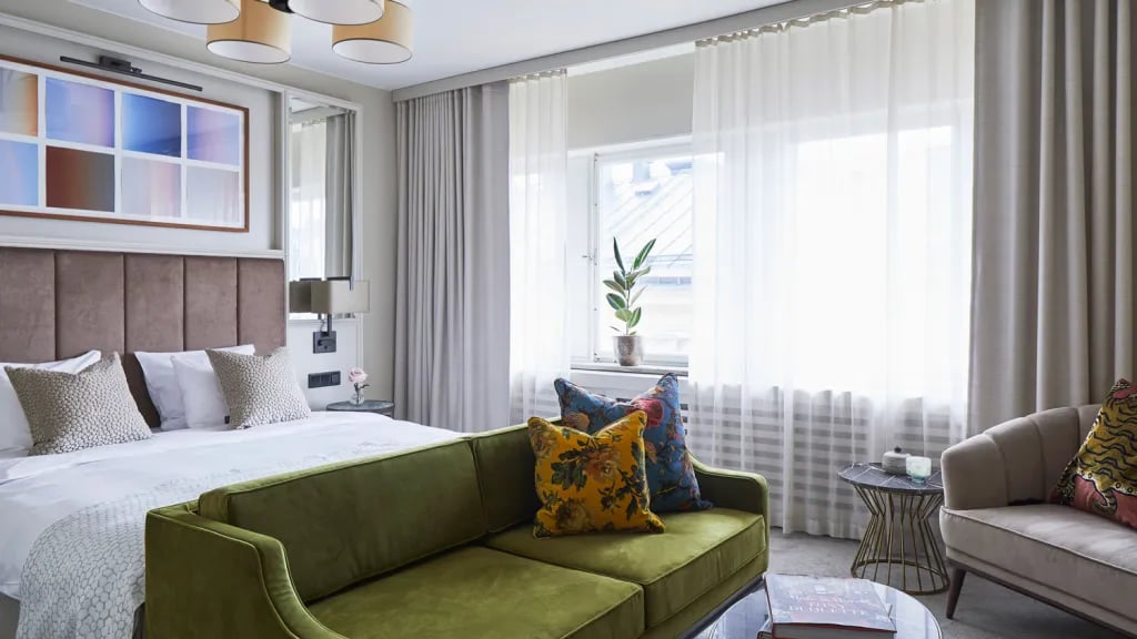 Bank Hotel, rooms