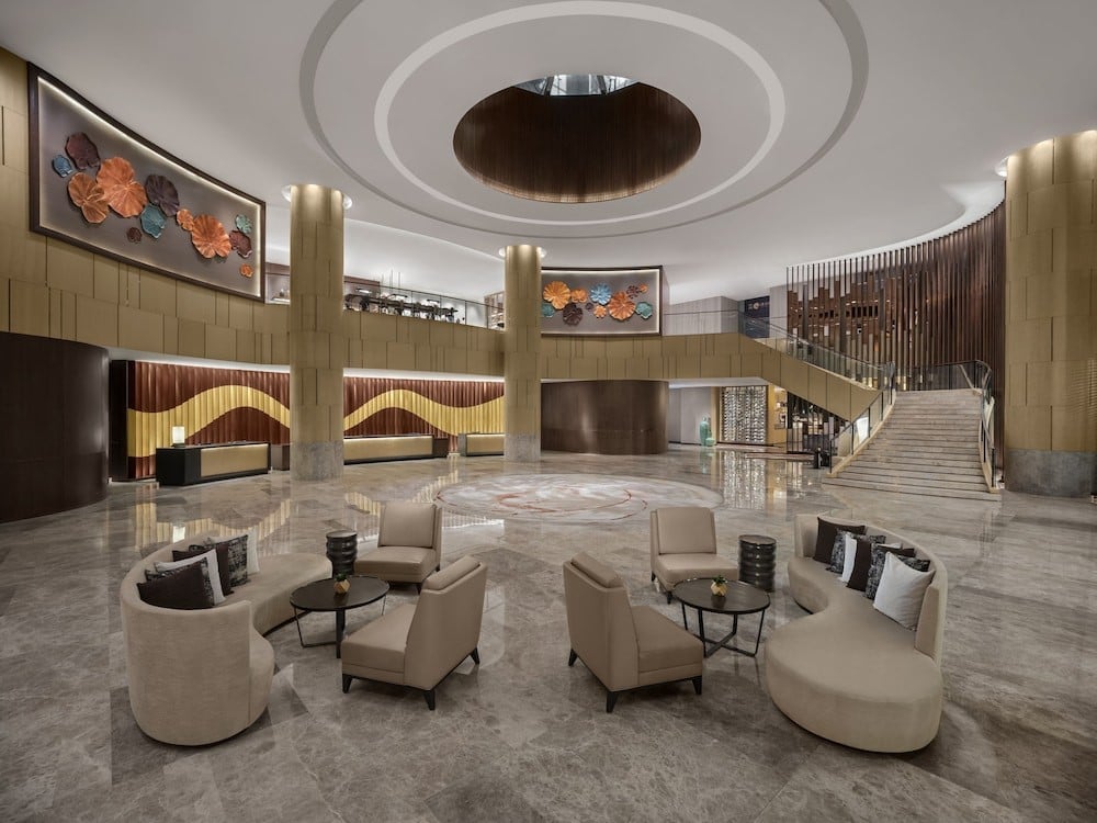 New World Saigon Hotel — vibe
