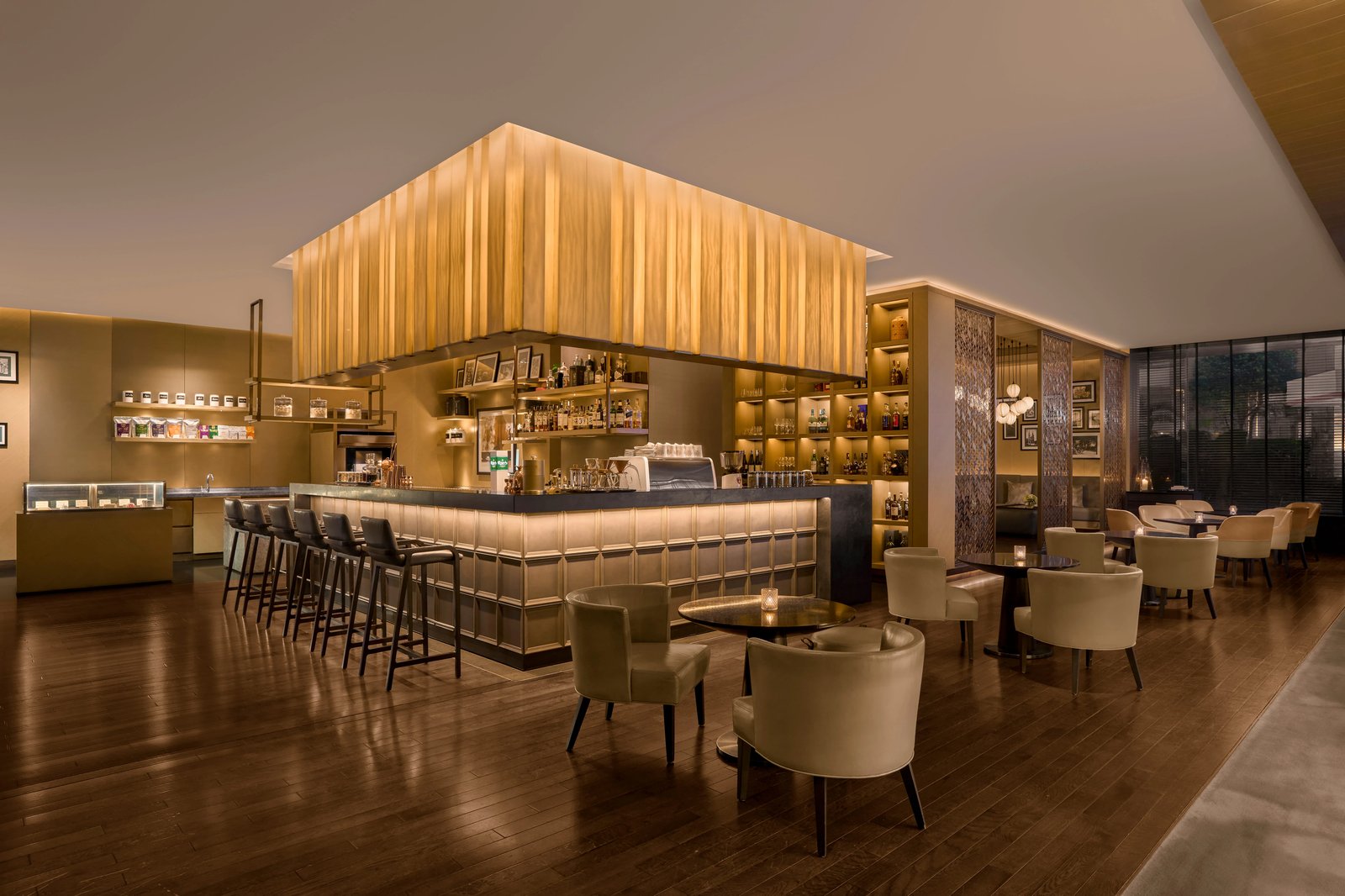 New World Saigon Hotel — eat & drink