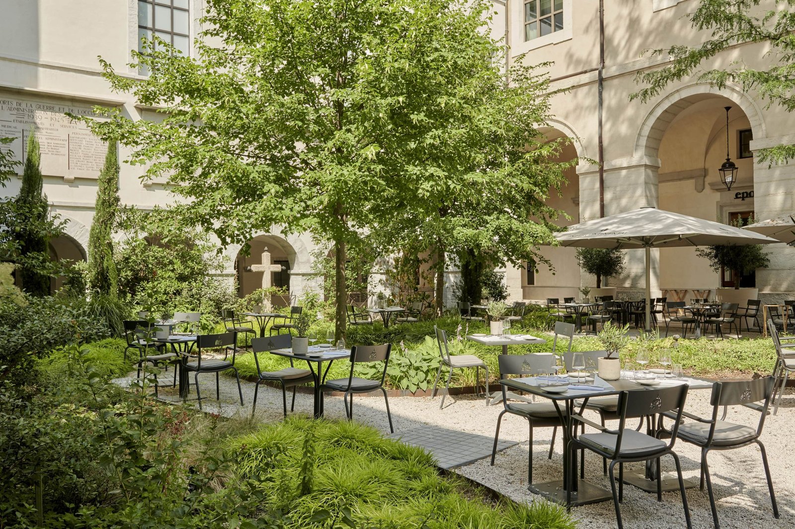 InterContinental Lyon - Hotel Dieu by IHG, eat & drink