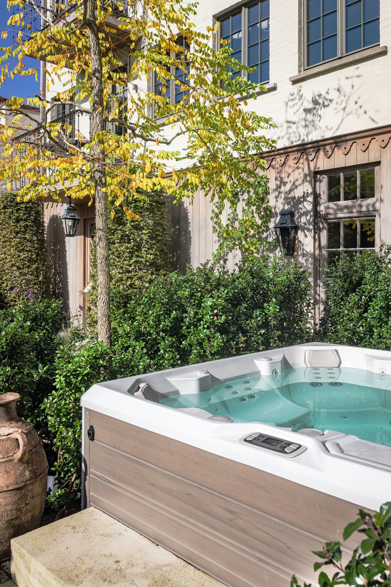 The Notary, the spa