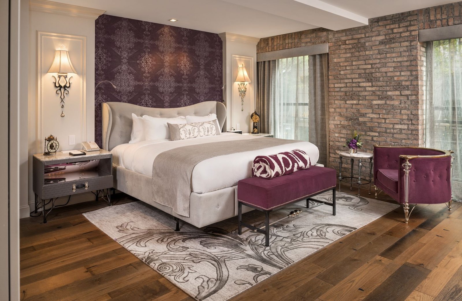 The Ivey's Hotel, rooms