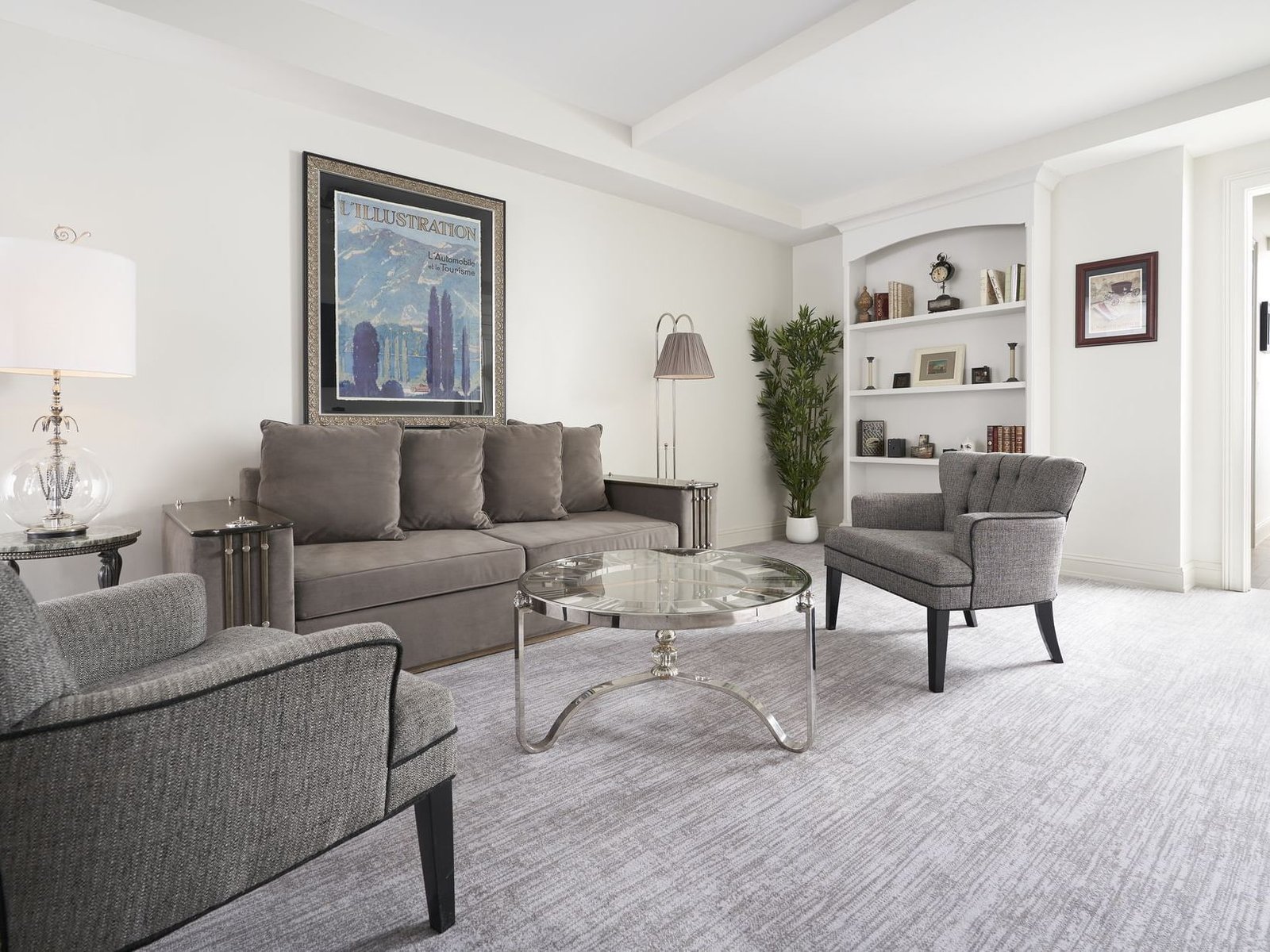 The Ivey's Hotel, rooms