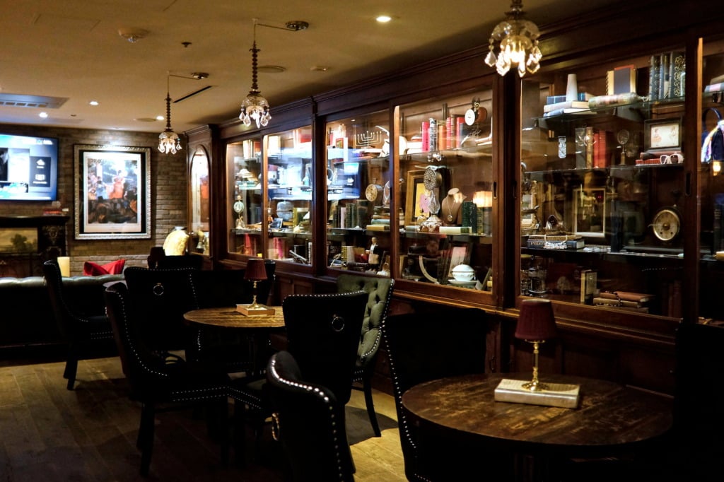 The Ivey's Hotel, eat & drink