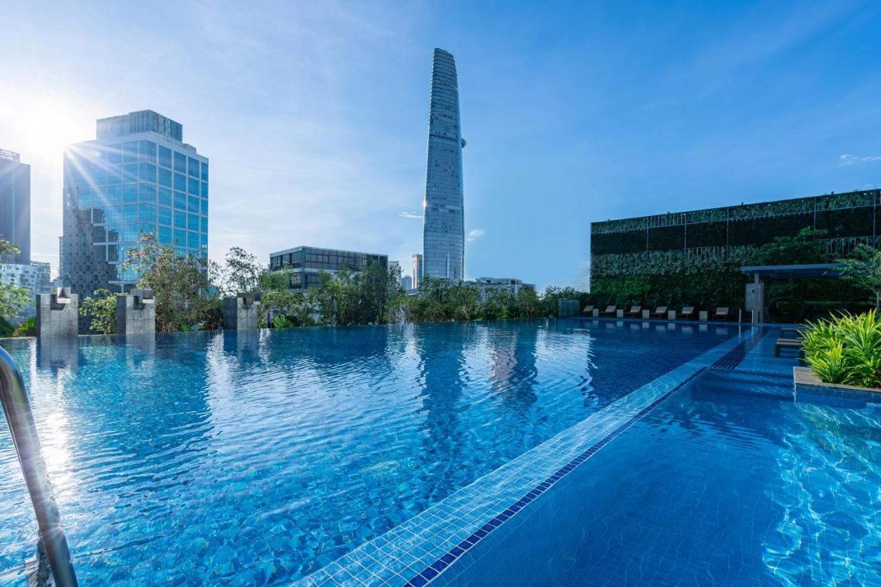 Fusion Original Saigon Centre, the pool